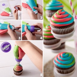 NOVITA' Adattatore per decorazioni a cornetto Multicolor (3 colori) NOVITA' Adattatore per decorazioni a cornetto Multicolor (3 colori)